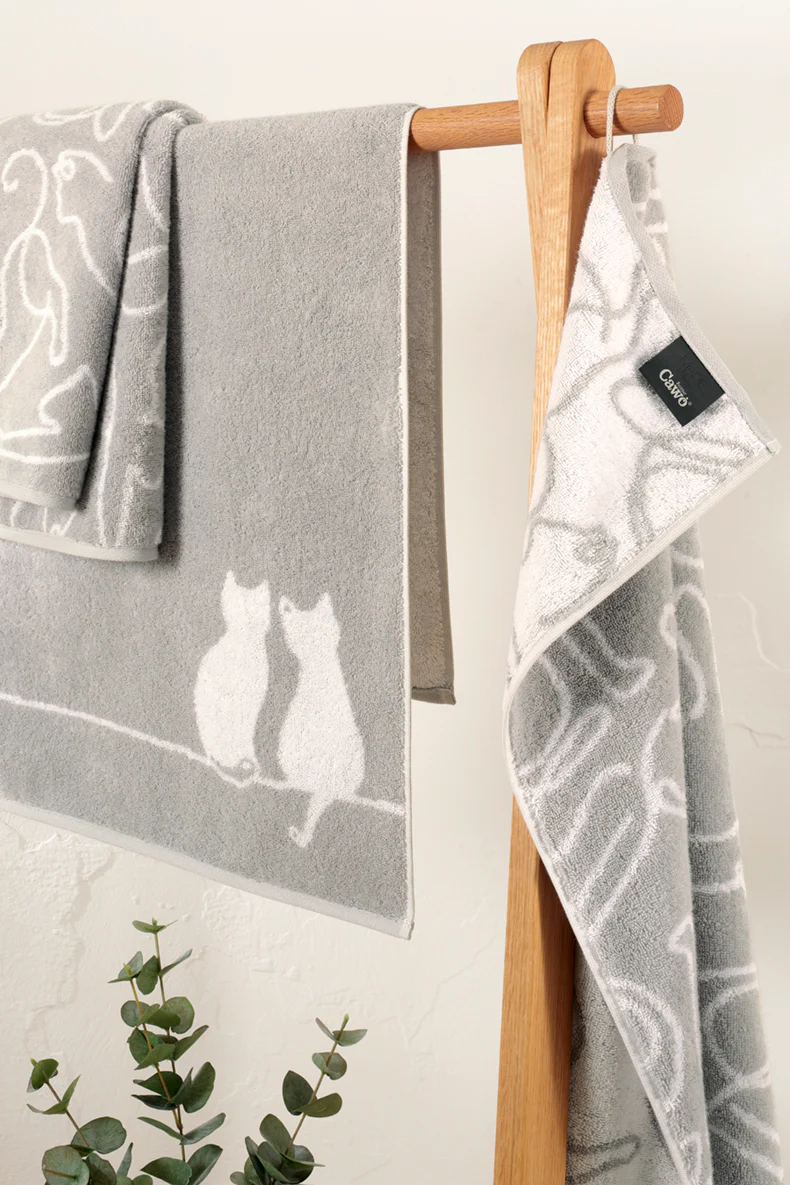 Douchelaken Cats Platin-Wit 80x150 cm - Afbeelding 3