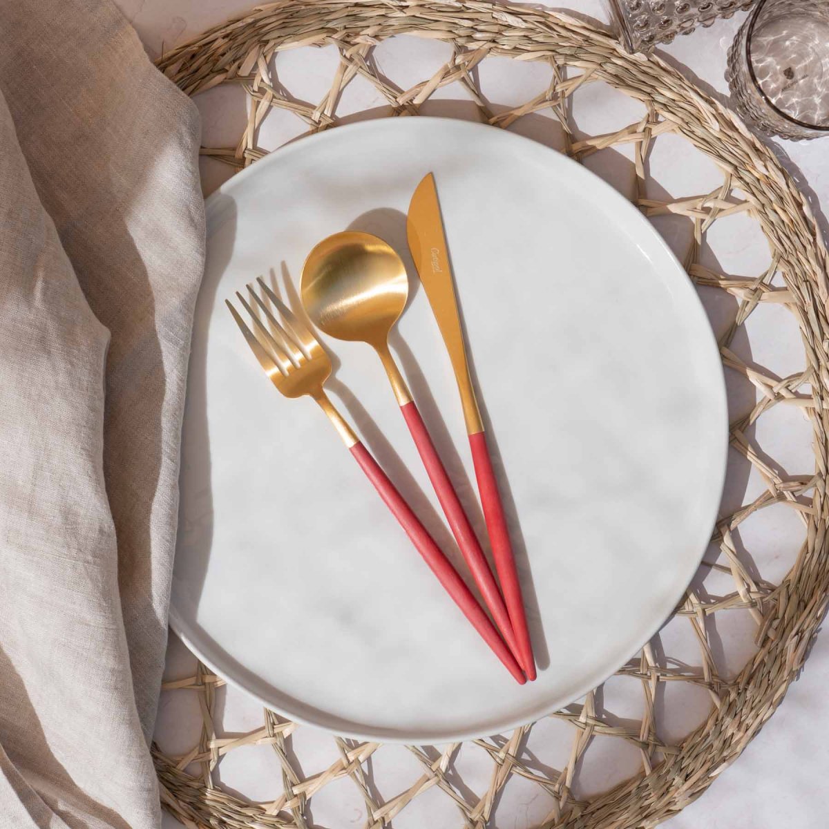 Goa – Goud/Rood – Bestek // Cutipol - Afbeelding 2